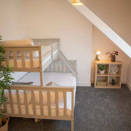 Principality Suites; Three Bed By Property Promise Кардифф Экстерьер фото