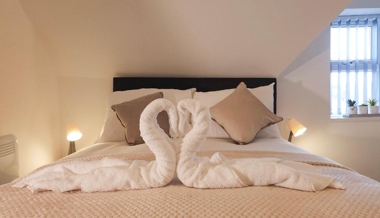 Principality Suites; Three Bed By Property Promise Кардифф Экстерьер фото