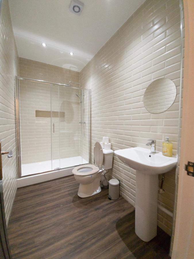 Principality Suites; Three Bed By Property Promise Кардифф Экстерьер фото